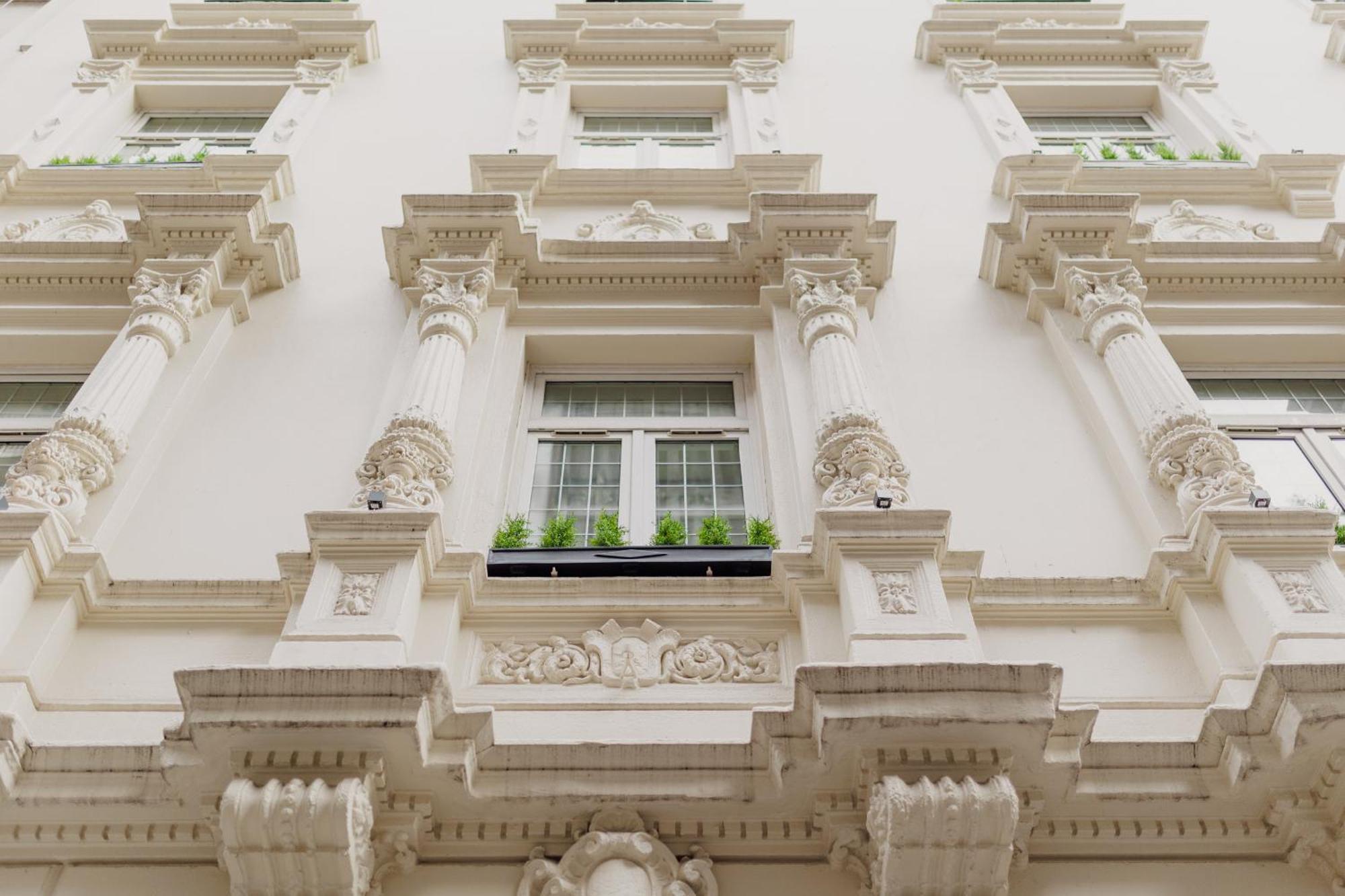 Grand Brizo Bel Air — Photos 1